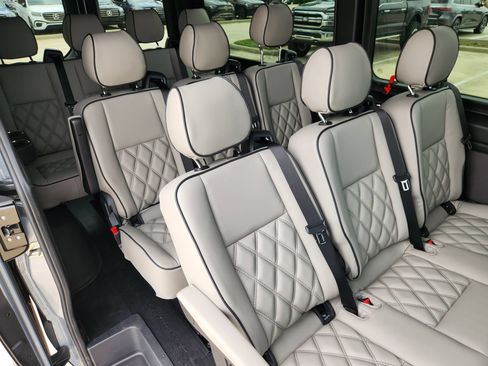 Used 2025 Mercedes-Benz Sprinter 2500 image 30