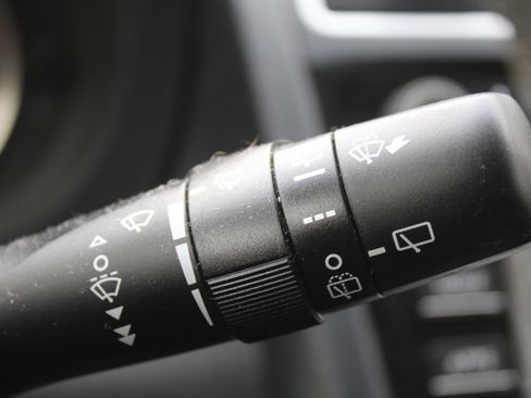 Used 2015 Subaru Crosstrek 2.0i Premium w/ Popular Package #1 image 32