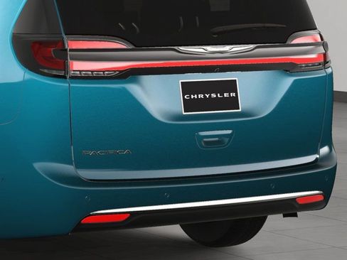 New 2025 Chrysler Pacifica Select image 46