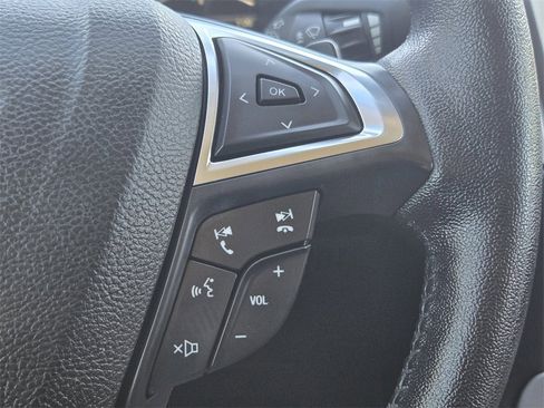 Used 2018 Ford Edge SEL w/ Equipment Group 201A image 28