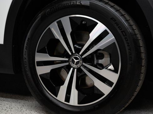 Certified 2026 Mercedes-Benz GLB 250 4MATIC image 11