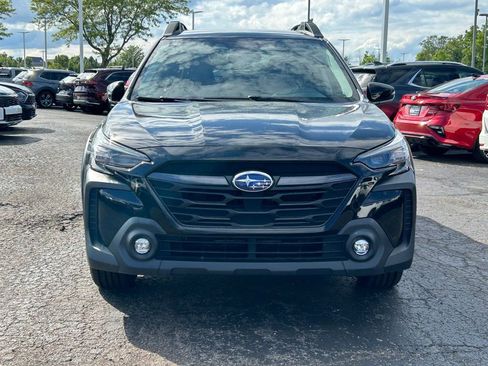 Used 2024 Subaru Outback Premium AWD/4WD image 2