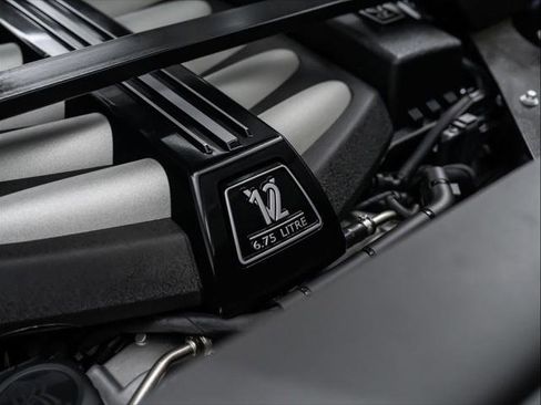 Used 2020 Rolls-Royce Cullinan image 13