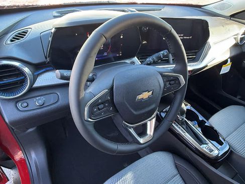 New 2026 Chevrolet Trax LT w/ Driver Confidence Package image 10