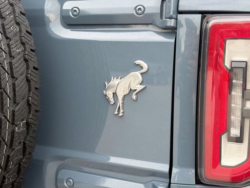 Used 2023 Ford Bronco Outer Banks AWD/4WD image 44