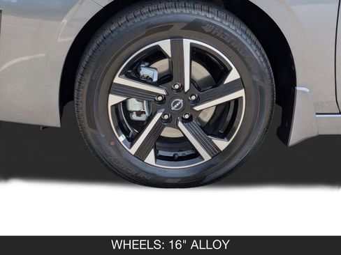 Certified 2025 Nissan Sentra SV image 11