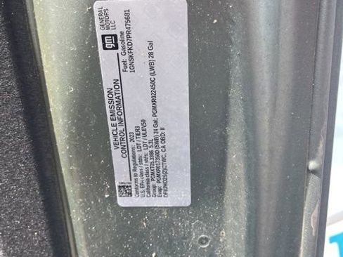 Used 2023 Chevrolet Suburban Premier image 23