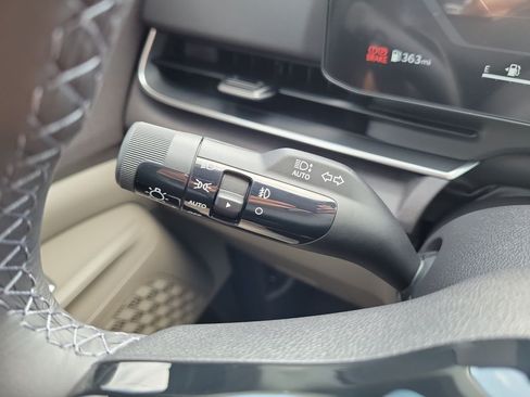New 2026 Kia Carnival SX FWD image 29