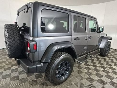 Used 2023 Jeep Wrangler Unlimited w/ Cold Weather Group AWD/4WD image 2