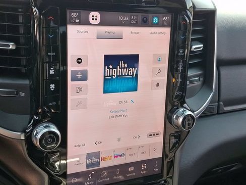 New 2026 RAM 3500 Big Horn AWD/4WD image 12