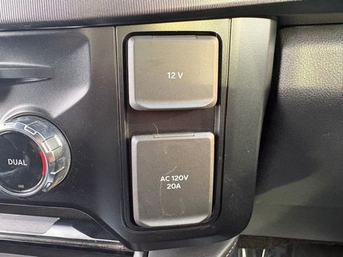 Used 2024 Ford F350 Platinum image 22