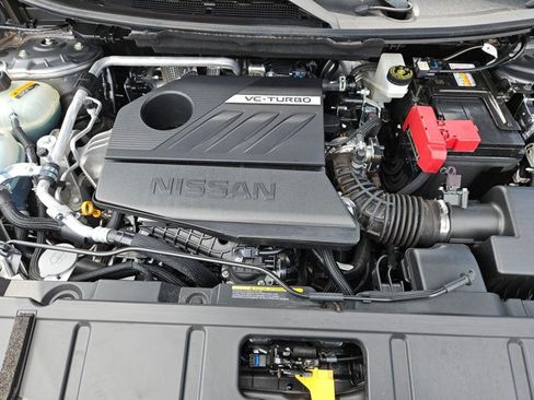 Used 2023 Nissan Rogue SV FWD image 27
