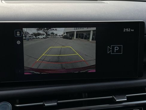 Used 2025 Hyundai Tucson SEL image 18