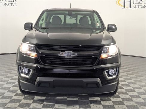 Used 2020 Chevrolet Colorado LT w/ LT Convenience Package image 3