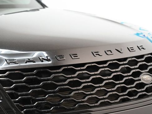 Used 2019 Land Rover Range Rover Velar R-Dynamic HSE AWD/4WD image 10