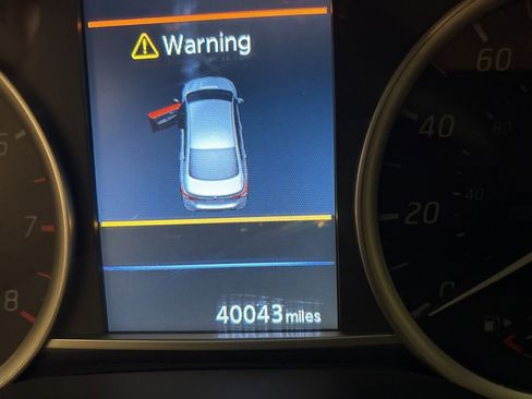 Used 2019 Nissan Sentra SV image 13