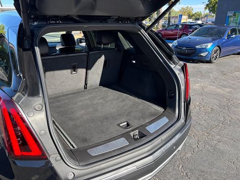Used 2023 Cadillac XT5 Premium Luxury FWD image 7