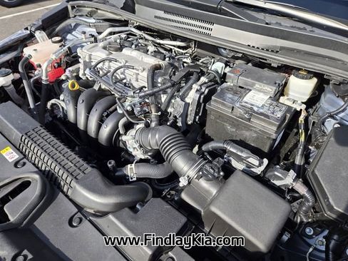 Used 2021 Toyota Corolla LE image 20