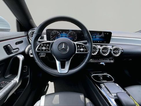 Used 2023 Mercedes-Benz CLA 250 image 8