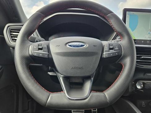 Used 2024 Ford Escape ST-Line w/ Tech Pack #1 AWD/4WD image 19