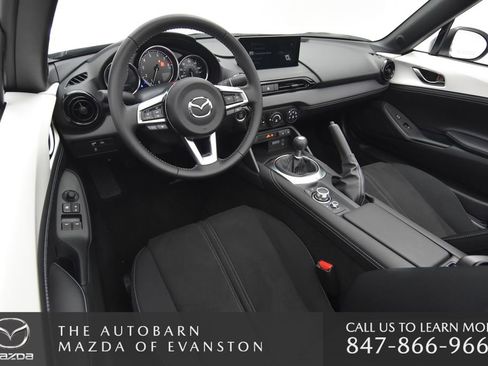 Certified 2025 MAZDA MX-5 Miata Club image 31