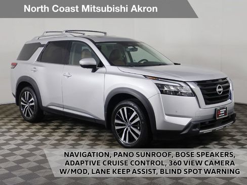 Used 2024 Nissan Pathfinder Platinum w/ Cargo Package AWD/4WD image 1