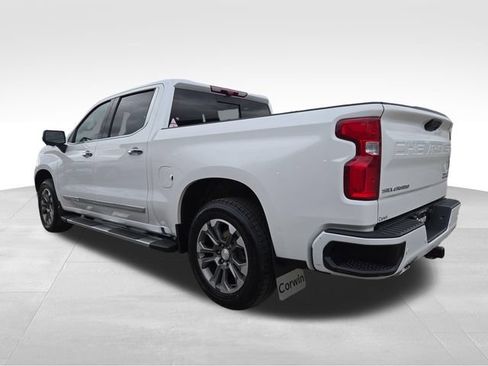 Used 2024 Chevrolet Silverado 1500 High Country w/ Technology Package AWD/4WD image 11