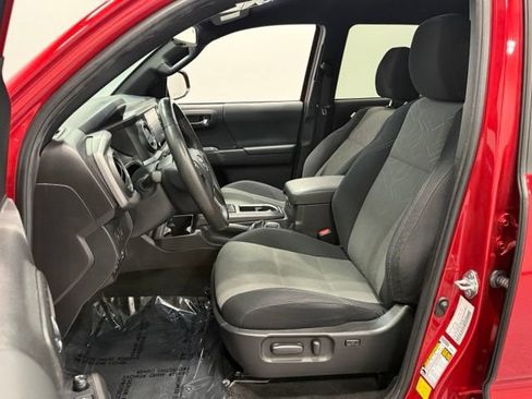 Used 2023 Toyota Tacoma TRD Sport w/ Advanced Technology Package AWD/4WD image 13
