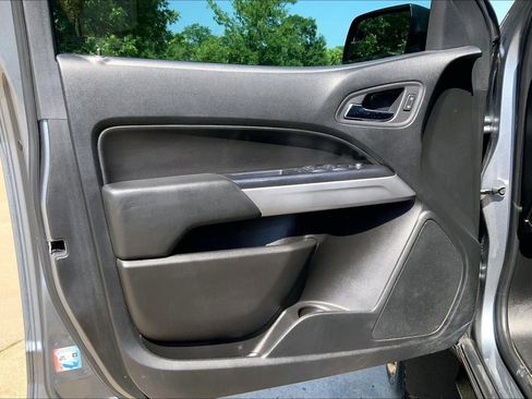 Used 2019 Chevrolet Colorado ZR2 AWD/4WD image 24