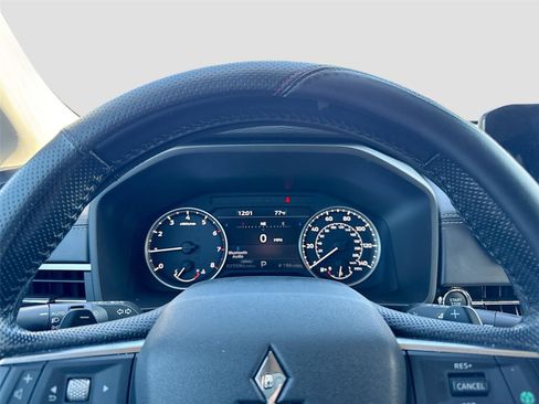 Used 2022 Mitsubishi Outlander SE image 8