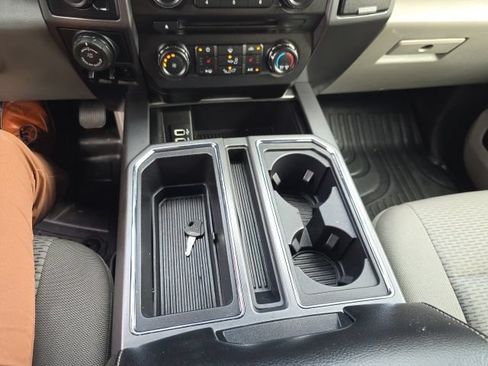 Used 2018 Ford F150 XLT w/ Equipment Group 302A Luxury AWD/4WD image 18