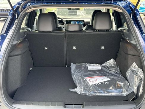 New 2026 Nissan Kicks SR w/ Cold Weather Package image 27