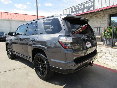 Used 2019 Toyota 4Runner Limited AWD/4WD image 3