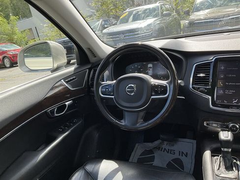 Used 2016 Volvo XC90 T6 Momentum AWD/4WD image 20