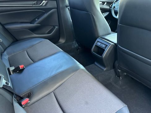 Used 2022 Honda Accord Sport image 29