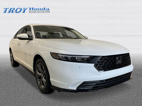 New 2026 Honda Accord EX-L image 9