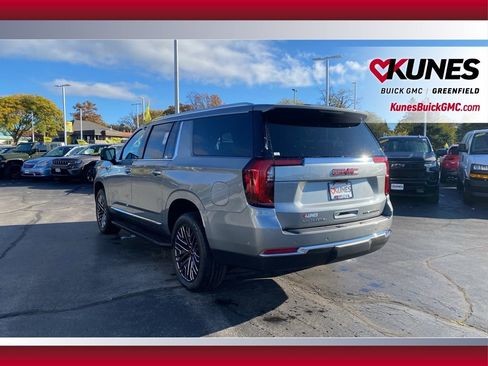 New 2026 GMC Yukon XL Elevation w/ Elevation Premium Package image 9