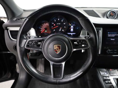 Used 2017 Porsche Macan GTS AWD/4WD image 23