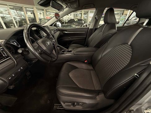 Used 2023 Toyota Camry SE image 23