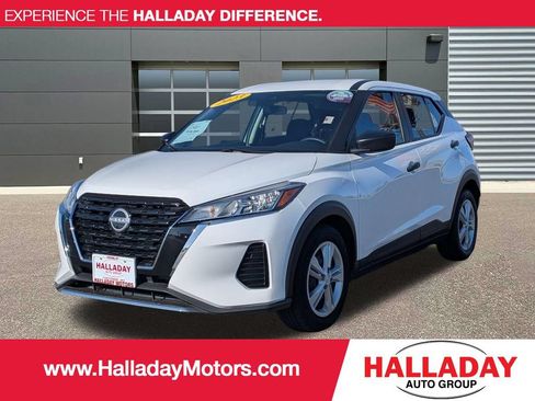 Used 2023 Nissan Kicks S FWD image 1