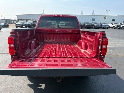 Used 2018 Chevrolet Silverado 1500 LT w/ All Star Edition AWD/4WD image 26
