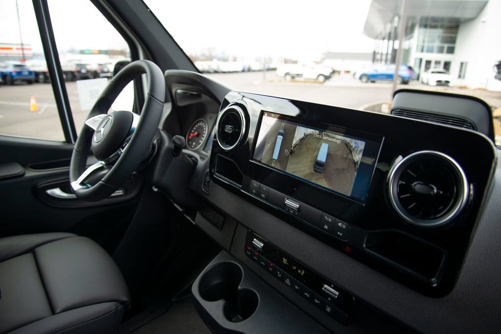 New 2026 Mercedes-Benz Sprinter 2500 image 16