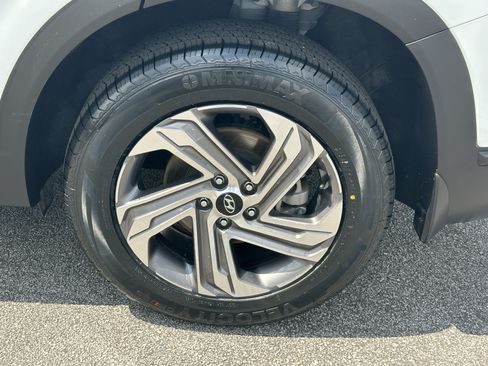 Used 2023 Hyundai Santa Fe SE FWD image 18