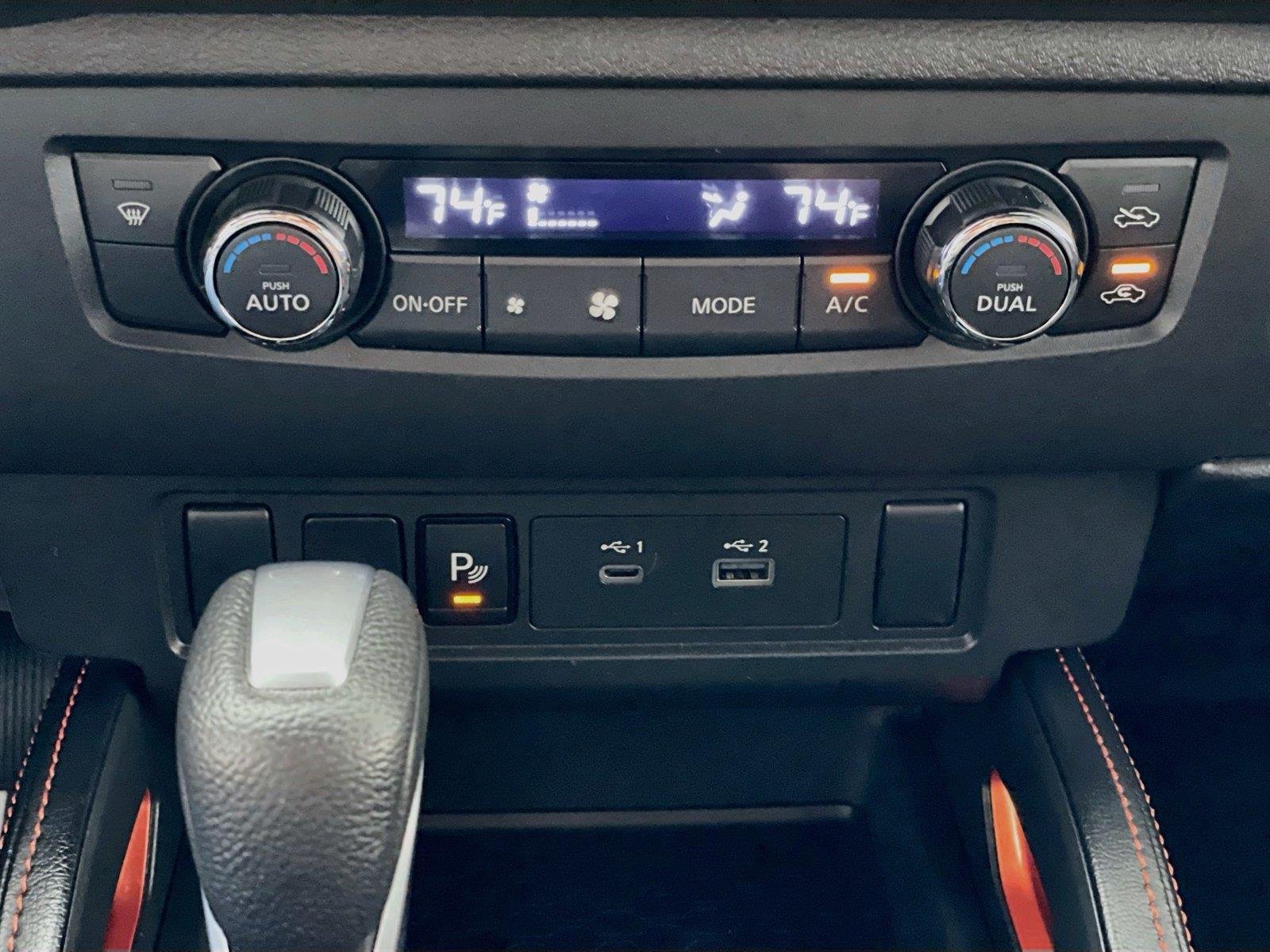 Used 2025 Nissan Frontier PRO-4X AWD/4WD image 17