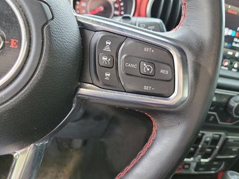 Used 2019 Jeep Wrangler Unlimited Rubicon AWD/4WD image 24