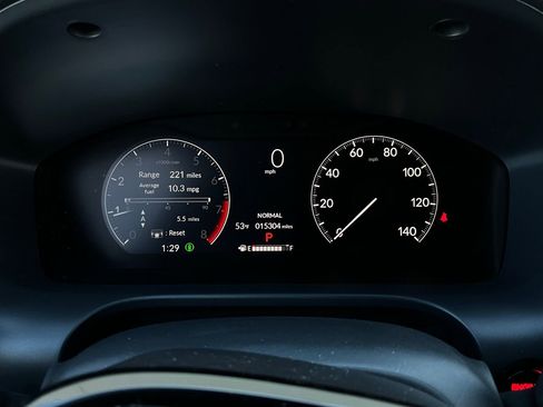 Used 2025 Honda HR-V Sport image 33