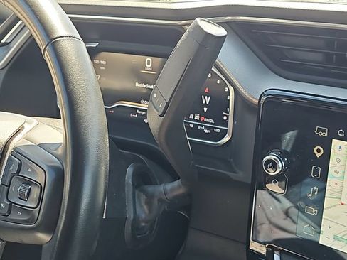 Used 2024 GMC Sierra 3500 Denali w/ Denali Reserve Package AWD/4WD image 15