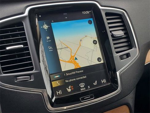 Used 2021 Volvo XC90 T6 Momentum w/ Climate Package image 22