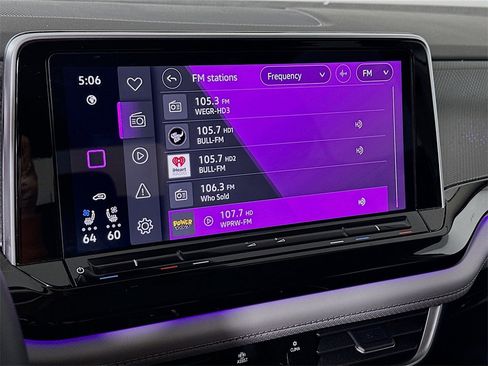 Used 2024 Volkswagen Atlas Peak Edition SE image 13