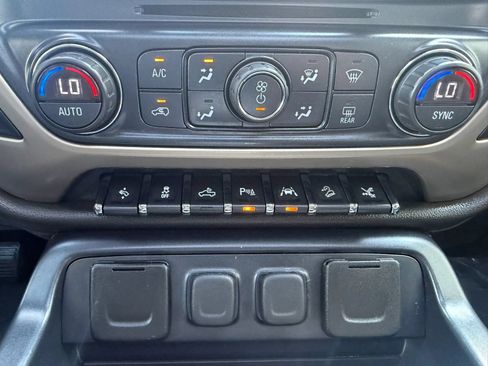 Used 2017 GMC Sierra 1500 Denali w/ Denali Ultimate Package AWD/4WD image 18